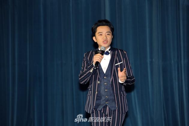 祖蓝出席盛典 脱口秀从容开场致敬幕后英雄|王