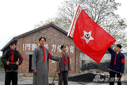 侯京健饰毛泽东