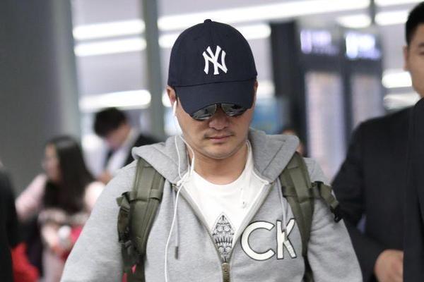 张涵予晒乘机照-乐鱼app(leyu)官方网站-乐鱼官网