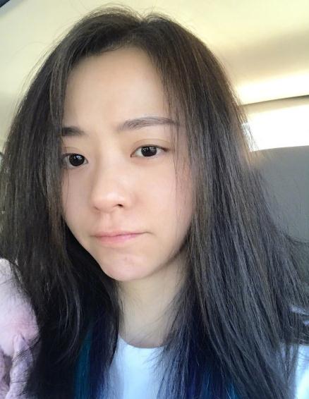 张靓颖自拍