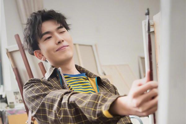 因扎吉自传-爱游戏App官方下载入口-爱游戏