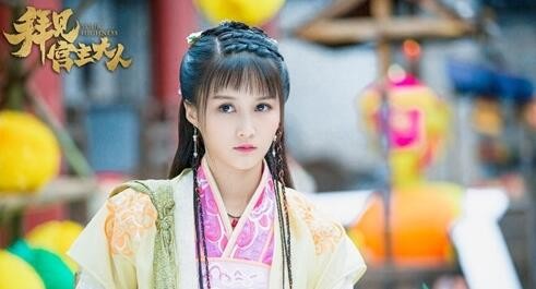 李诺携呆萌形象大反转古灵精怪少女展魅力