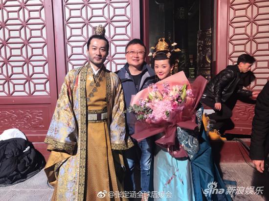 《凰权弈天下》张定涵杀青 再扮东宫造型华贵