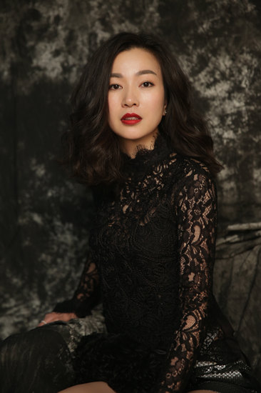 白雪云 温柔恬静