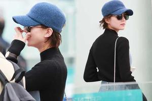 刘诗诗回眸一笑很倾城 挥手告别粉丝亲和力满满