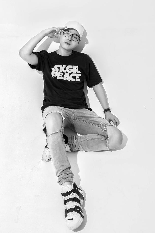 小青龙《Fire in the hole》诠释不服输的态度|嘻