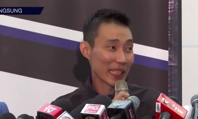 李宗伟接受采访时称退役前没和林丹说过这件事。