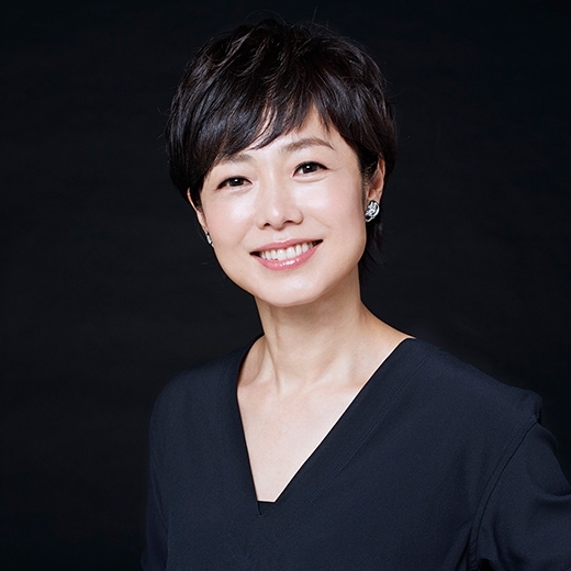 有动由美子资料图