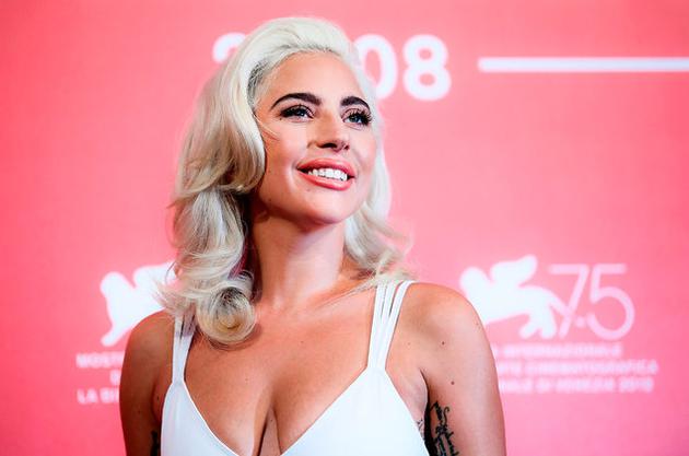 Lady Gaga登顶百大艺人榜 21飞行员乐队获亚军