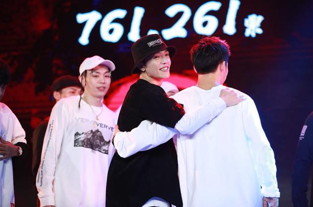 《这就是街舞》最后战役 石头获封最强Battle