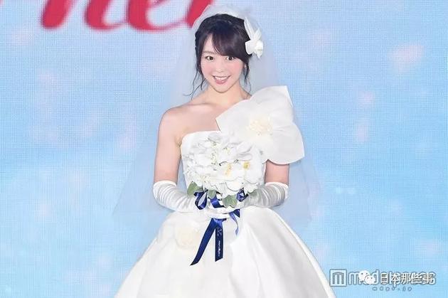 前田敦子婚纱_前田敦子(3)