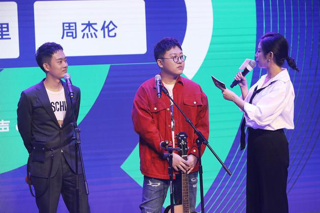 好妹妹組合、主持人伊一