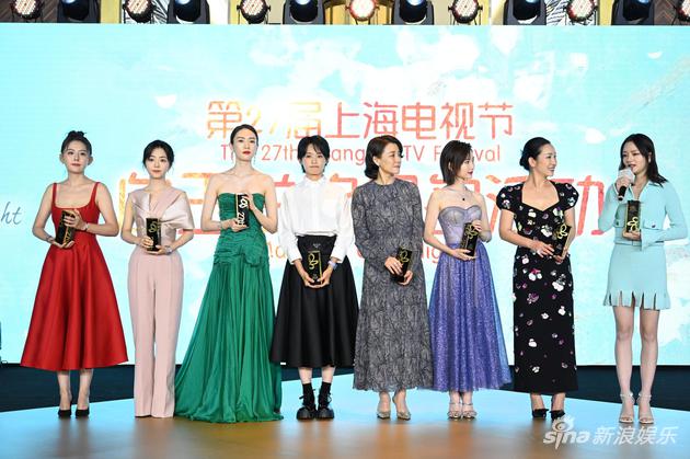 白玉兰最佳女主角、最佳女配角候选者合影