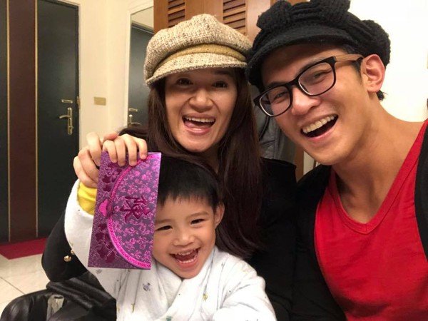罗美玲和Terry感情好,经常分享生活点滴