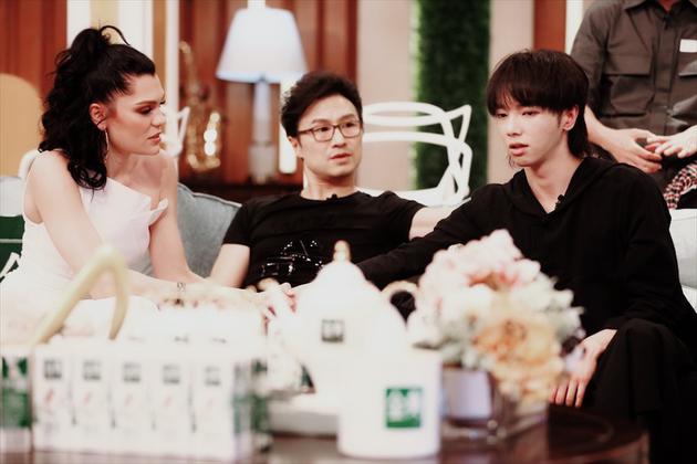 Jessie J、汪峰、华晨宇