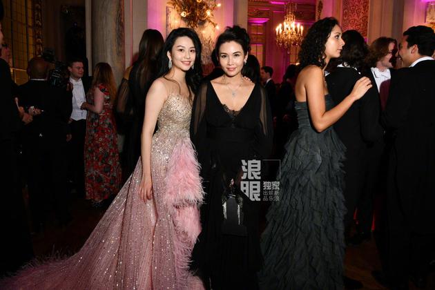 邱淑贞与女儿沈月 摄影:Yunling Fang