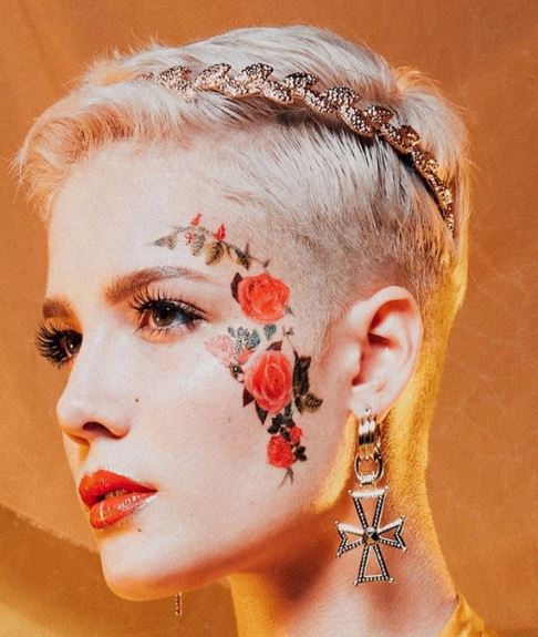 女歌手Halsey首次以主打身份登顶美国单曲榜