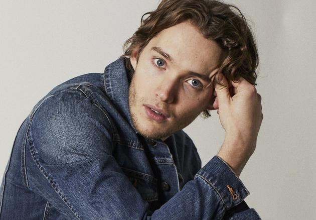 Toby Regbo