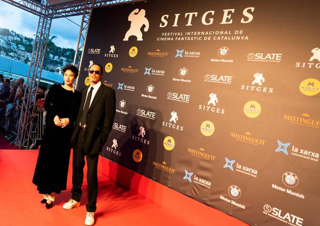 何超仪与丈夫陈子聪出席西班牙锡切斯奇幻电影节