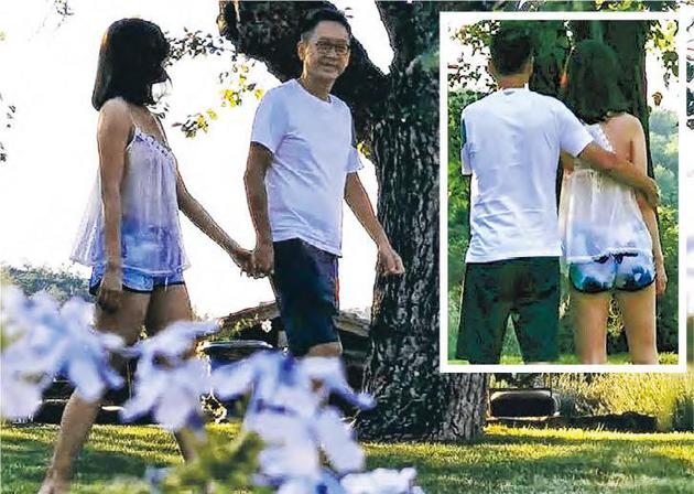 感情好!李嘉欣穿透视装与许晋亨牵手树下漫步