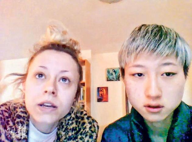 吴卓林(右)拍片“求助”,当时有网民发现她左脸有疑似指印伤痕,不知道事件跟Andi(左)的母亲有没有关系?
