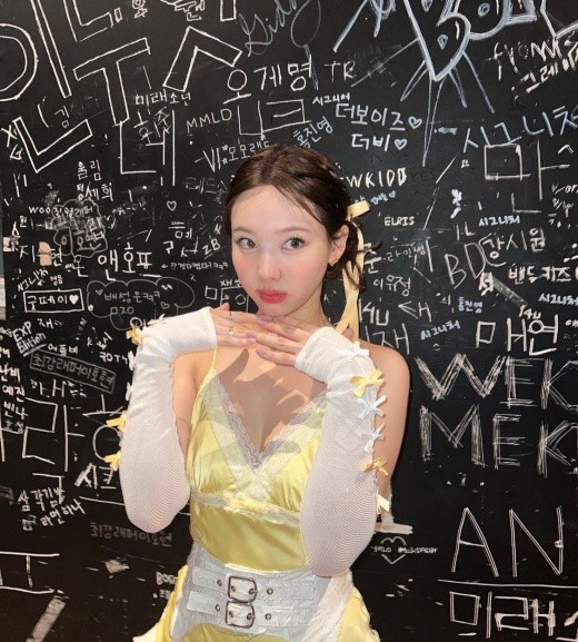 TWICE成员林娜琏