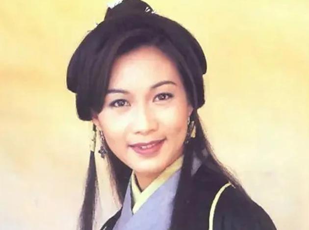 48岁“木婉清”赵学而晒近照 身材消瘦略显憔悴
