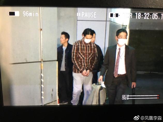 蒋劲夫在日租住公寓画面曝光 承认施暴指控但不想说原因