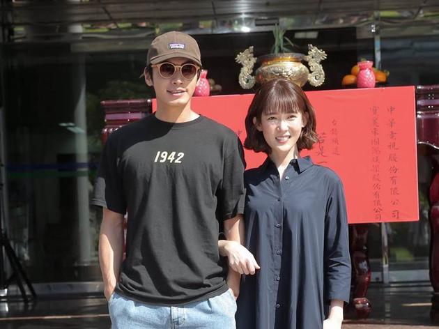 宋柏緯、孫可芳飾演一對情侶。