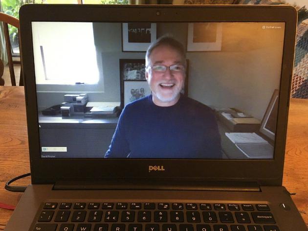 大卫芬奇为学生们上网课,图源英国国立电影电视学院院长Jon Wardle