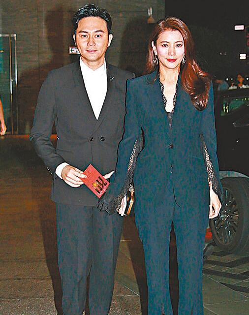 张智霖和老婆送“靓”字红包