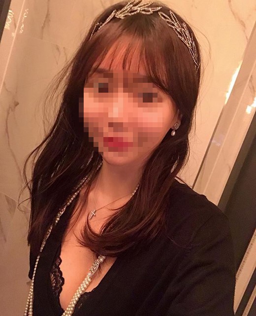 朴有天前女友黄荷娜被求刑有期2年 当庭读忏悔书