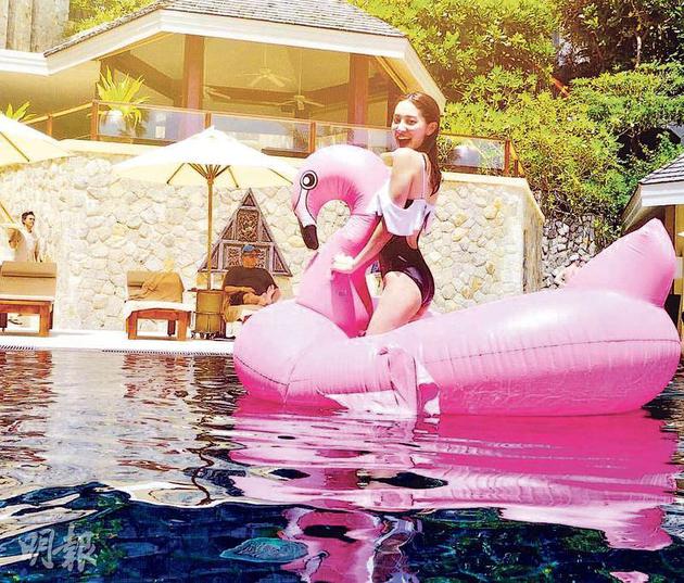 郑嘉颖陈凯琳被曝在巴厘岛办婚礼 祈祷顺利