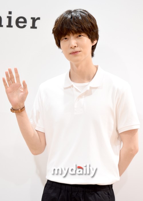 安宰贤有望出演电视版《内在美》 改编自同名