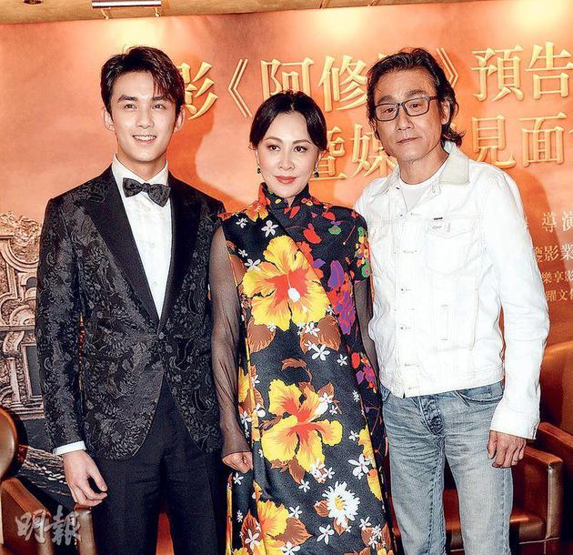 吴磊(左起)、刘嘉玲及梁家辉为电影《阿修罗》宣传。