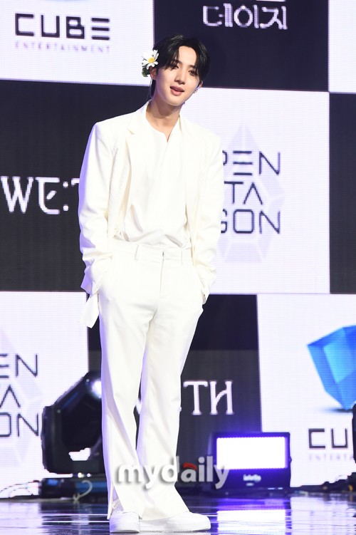 PENTAGON成员HUI(李会泽)