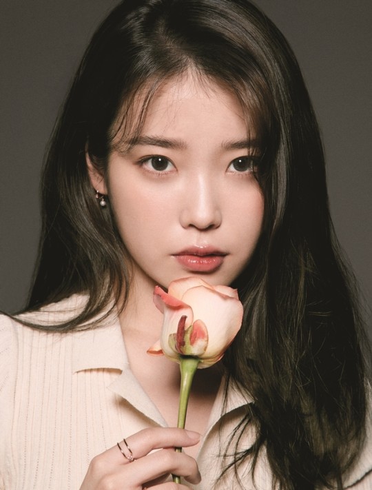 IU