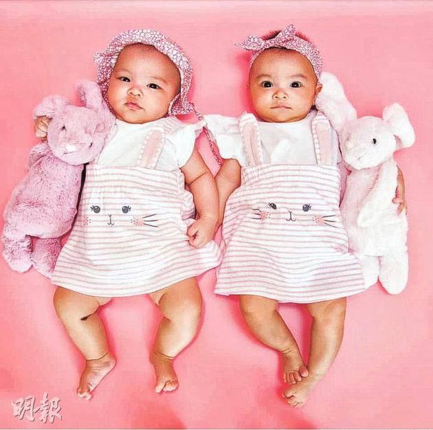 熊黛林的两个女儿已4个月大，获网民称赞很可爱。