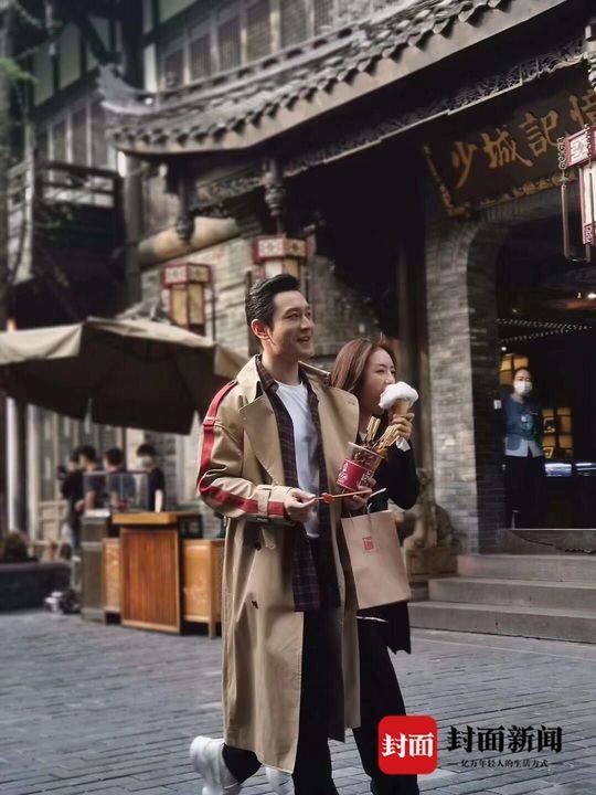 黃曉明蔡文靜復工