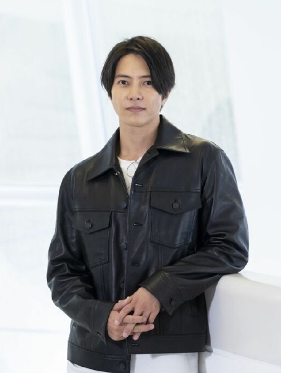 山下智久资料图