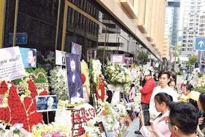 张国荣逝世15周年各地粉丝怀念