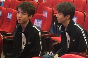 网友北理工五四联谊偶遇王俊凯素颜帅气