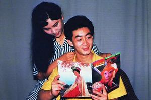 结婚30周年！六小龄童纪念日表白妻子