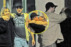 “暮光男”深夜会新欢 搂脖交缠一路亲