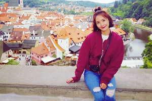 少女时代林允儿剪短发获赞清纯似学生妹