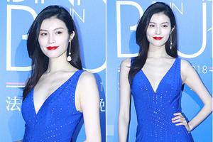 何穗确定再登维秘秀 雪肤红唇性感迷人