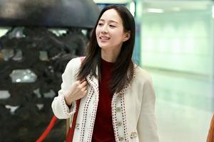 “海兰小天使”张钧甯身材苗条美腿修长