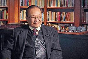 在促进两岸三地影视文化发展的同时,金庸也极大地推动了中国的版权保护。