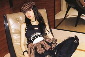 少女依旧！36岁张韶涵玩转性感复古风