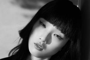 Yamy拍大片高级脸演绎率性真我